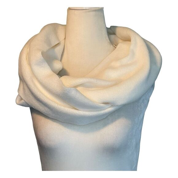 BP Fleece Knit Collar Scarf Cream Snood Neck Warmer Winter One Size - Picture 1 of 2